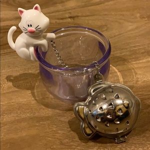 Kitty On A Fish Bowl Tea Filter
